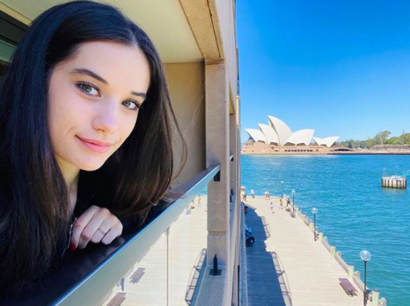 Ella Travolta Ella Travolta